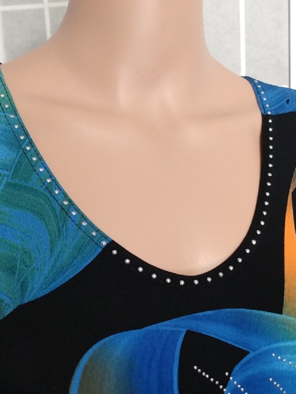Valentina 2PCS Multicolor Abstract Swirl Scoop Neck Top -Women's M- 3/4 Sleeves - Picture 3 of 13